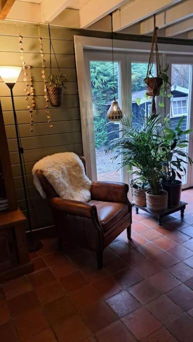 Comfortable Chalet In A Unique Location In Forest Essen Exteriér fotografie